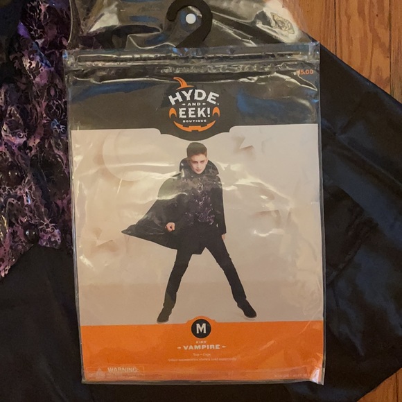 Vampire cape with shirt - Picture 3 of 3